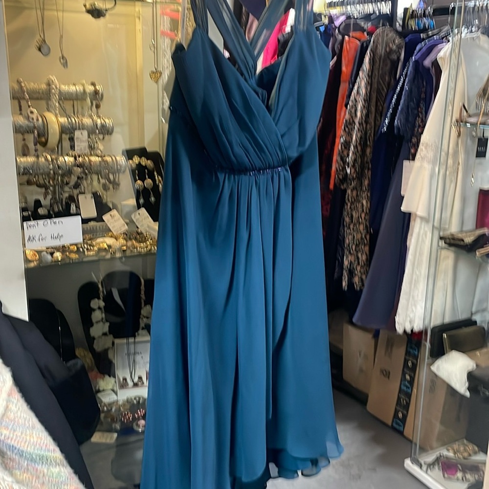 David’s Bridal blue wedding party dress 14